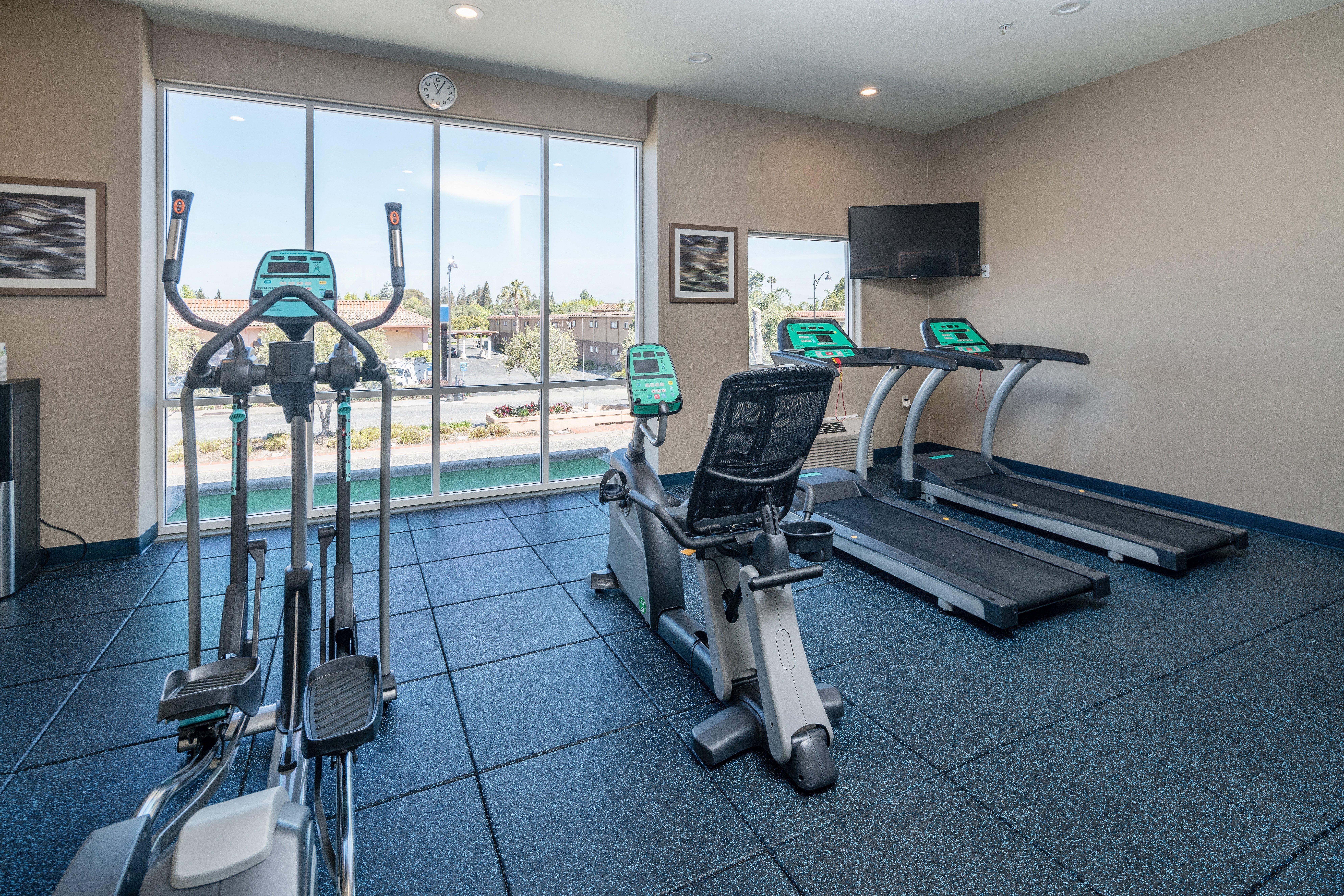 Holiday Inn Express & Suites Santa Clara By Ihg Εξωτερικό φωτογραφία